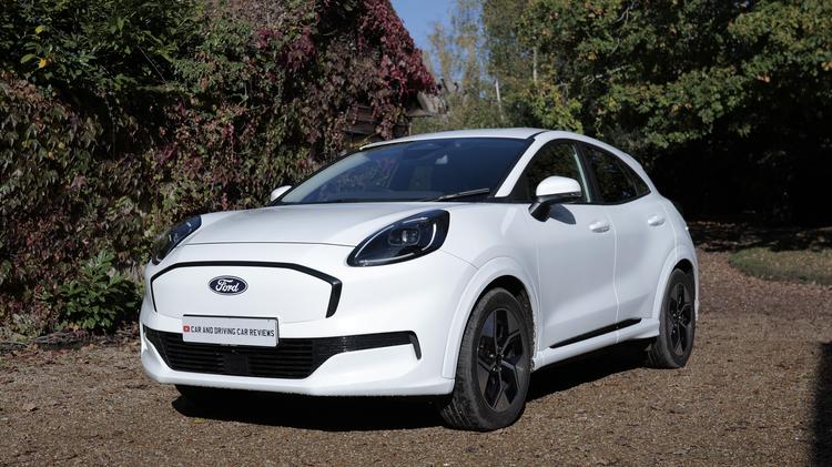 124kW Select 47kWh 5dr Auto